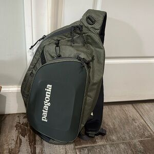 Patagonia Worn Wear
Stealth Atom Sling